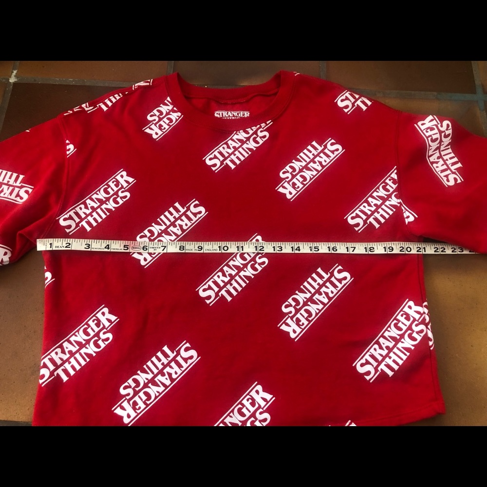 Nwot Stranger Things Red Pullover Sweatshirt - image 5